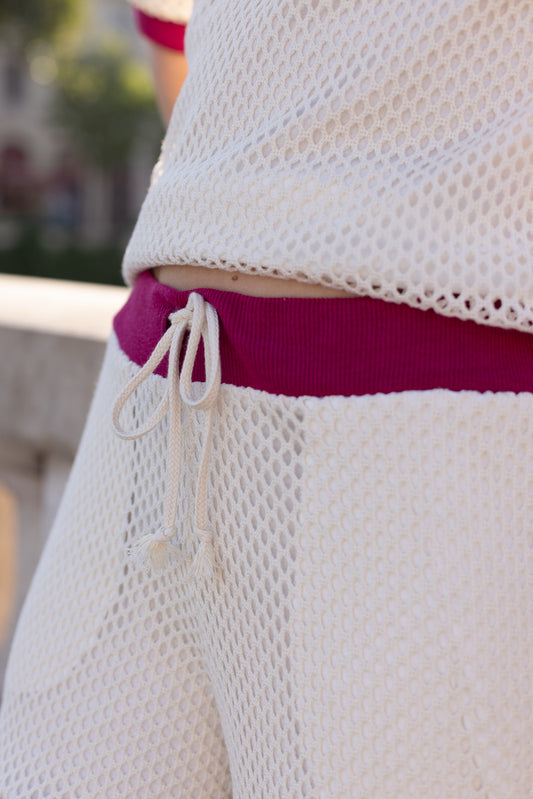 Short en Maille Écru Détail Fuchsia