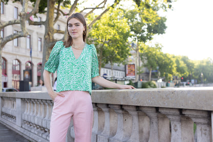 Haut à Motif Vert et Rose