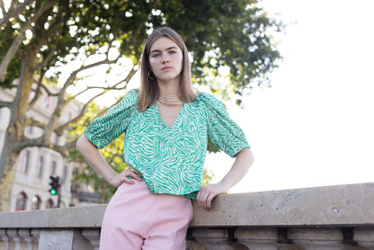 Haut à Motif Vert et Rose
