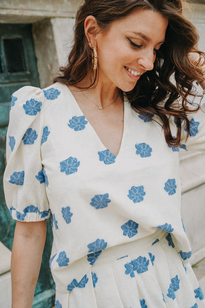 top avec broderie 