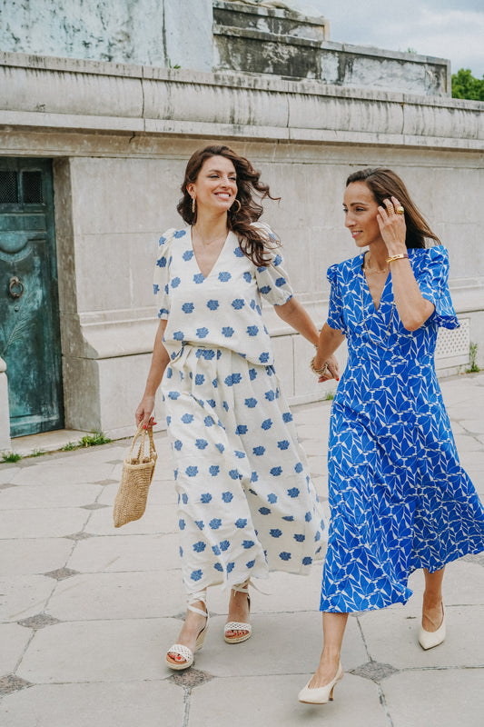 robe longue crème broderie bleu 