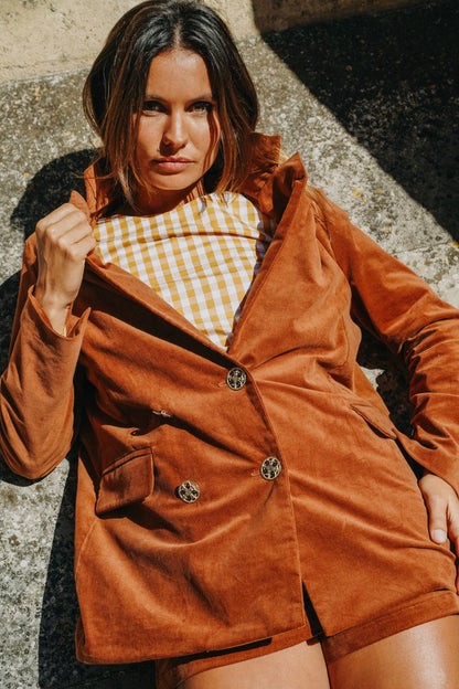 Blazer COLETTE en velours Camel (doublure vichy)