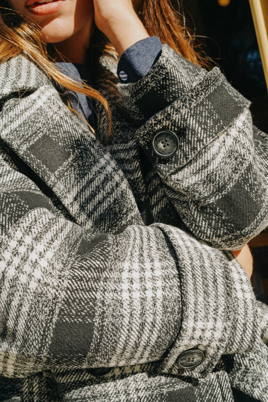 Manteau court noir et blanc Tartan CAPUCINE