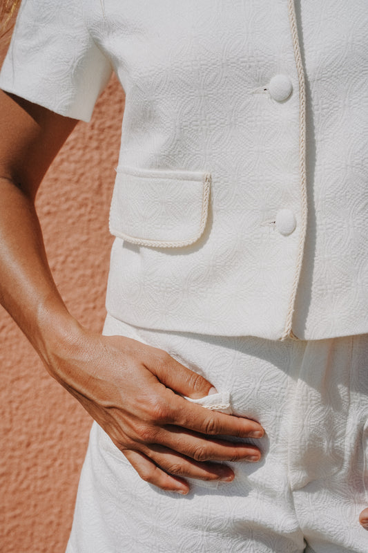 poche veste écrue